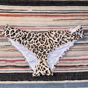 Runched bikini bottoms!